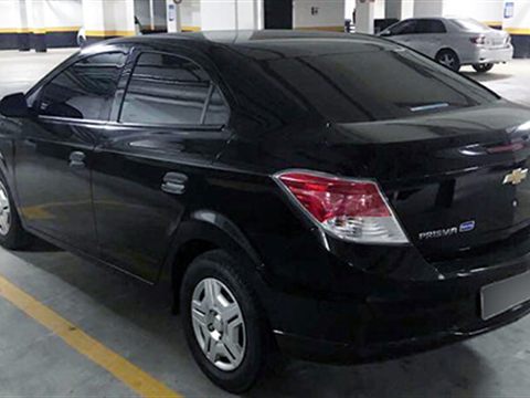 Carro da categoria Sedã da frota Barba Locadora
